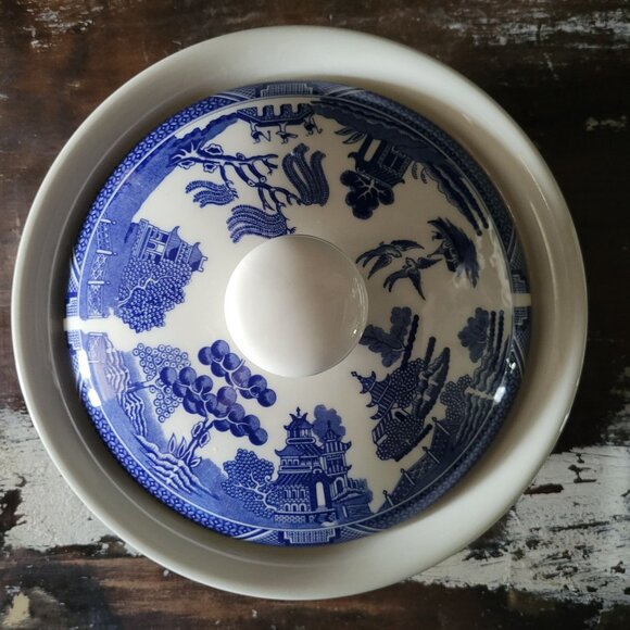 Johnson Brothers Blue Willow Covered Casserole Dish Porcelain 2 Qt, Chinoiserie - Picture 6 of 8